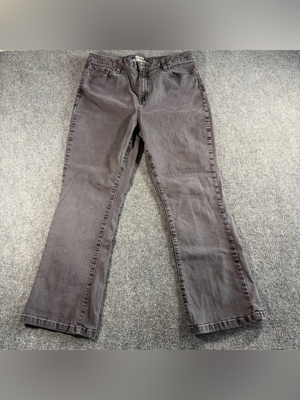 L. L. Bean Women's Size 16 Classic Fit Jeans Faded Black Gray Wash Boot Cut